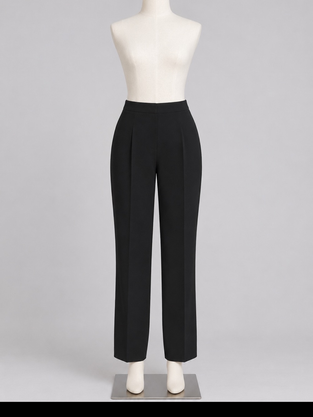 Jones New York Black Tailored Straight-Leg Trousers, size 16, inseam 31’